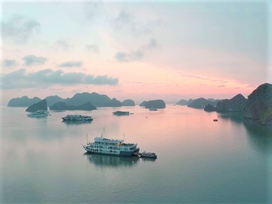 Halong bay - Vietnam Tour