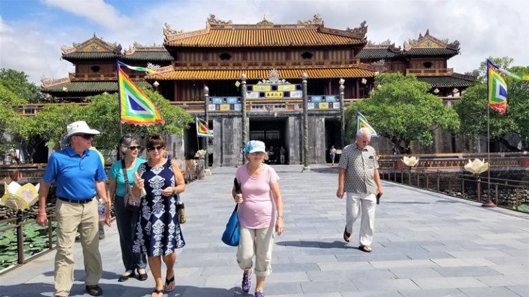 Hue Tour: explore Hue City with Lowell and friends