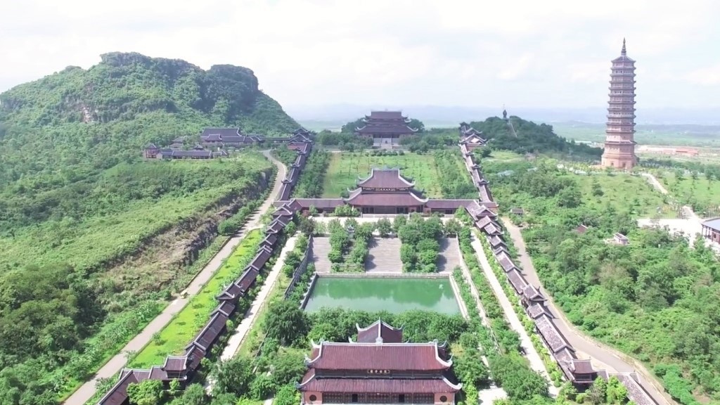 Bai Dinh pagoda - Ninh Binh highlights